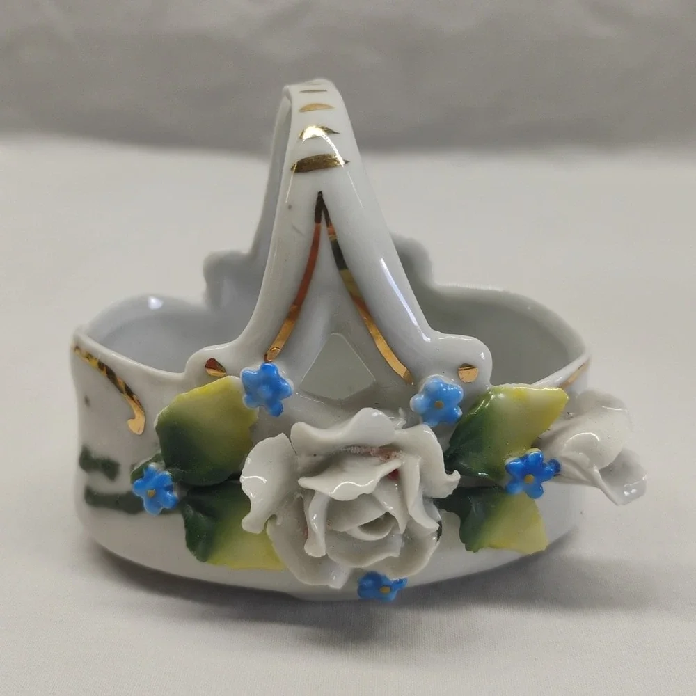 Elfinware Germany Vintage 3pc Salt Dip Cellar 1‎ Flawed Porcelain Basket Flowers